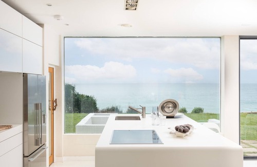Praa Sands House | A sensational beach house just metres from Praa Sands Beach, with stunning sea views, large garden a