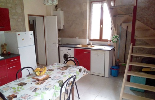 Grateloup-Saint-Gayrand Cottage | A small corner of tranquility with discreet charm