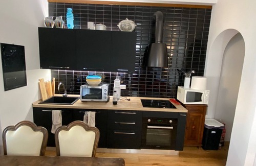Livorno Apartment | A stone's throw from the Sea