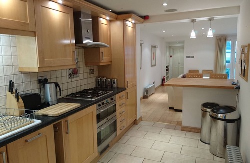 Pembridge Apartment | A stunning apartment, recently appointed and maintained to a high standard