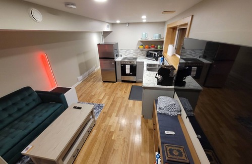 Whitehorse Apartment | A Suite Treat