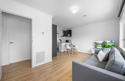 Thomastown Apartment | A Sweet Caroline Thomastown Stay