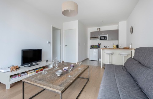 Le Pouliguen Apartment | A trip to Le Pouliguen at 150m from the harbour