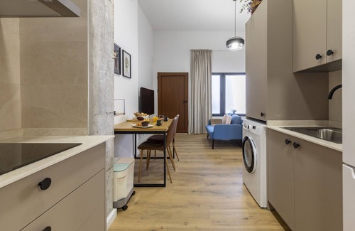 Safranar Apartment | A (VA072) TH Patraix Suite con Terracita