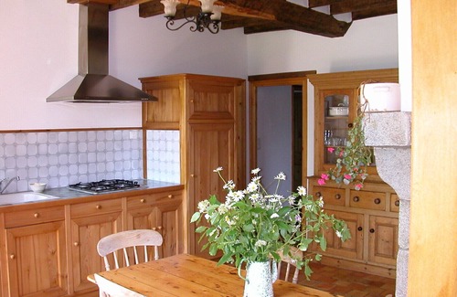 Saint-Germain-de-Coulamer Cottage | A Water Mill By A Trout Stream