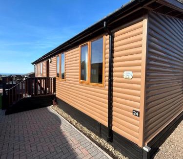 Mullacott Resort | A Wave From It All