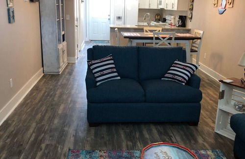 Mexico Beach House | A Wave From It All - Townhouse 2 Bed/2.5 bath/sleeps 6.