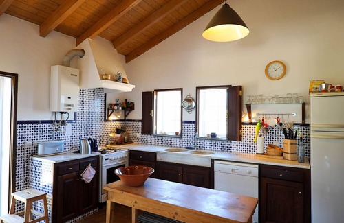 Tavira House | A Welcoming 3 Bed House, spectacular countryside and sea views