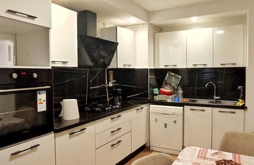 Ain Zaghouan Apartment | A10 minute airport holiday apartment richly furnished northern suburbs