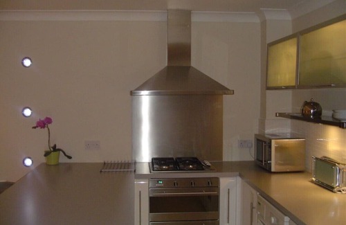 Loanhead Apartment | Aaron Glen Apartments