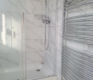 Northampton House | Abakwa white