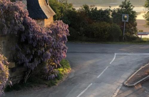 Gennes-Val-de-Loire House | Abbey Road Le Thoureil