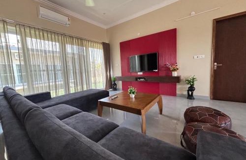 Uchiyarda House | Abhikram Homes