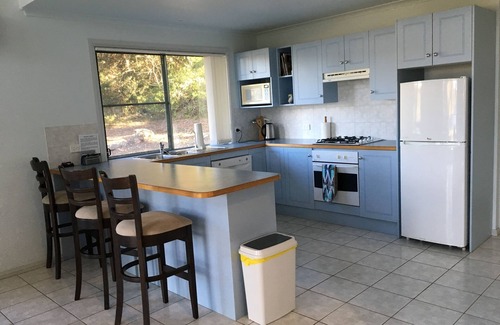 Longreach Villa | Absolute Waterfront - Waratah Villa at Shoalhaven Lodge