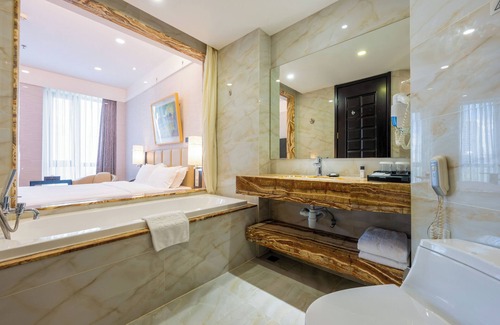 Dongcheng Hotel | AC Embassy Hotel