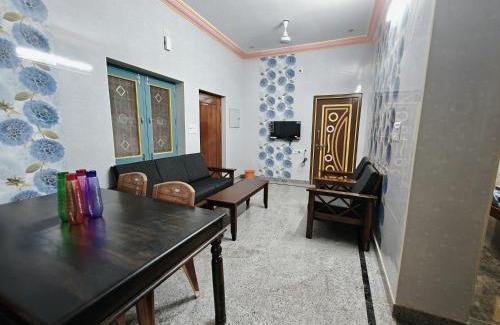 Vellore Apartment | AC HOMESTAY NEAR CMC AND RAILWAY STATION 2BHK and 3 BHK