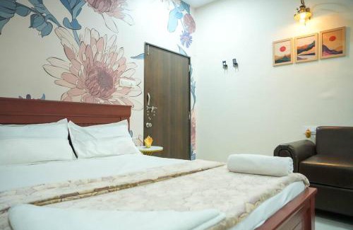 Gachibowli Apartment | AC Queen Room Near Wipro Circle Gachibowli