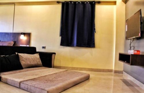 Siolim Apartment | AC Studio Room with balcony