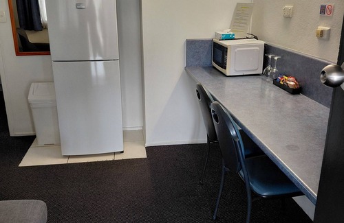 Bundaberg West Hotel | Acacia Motor Inn