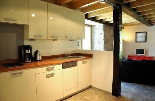 Aucun Cottage | Accommodation in authentic barn in the heart of the valley dAzun, mountain views