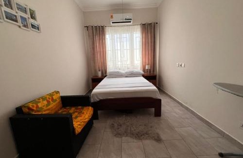 Santeo House | Accra Cozy Retreat with 2 Bedrooms