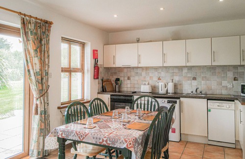 Achill Sound Ski Chalet | Achill Sound Holiday Village No.9