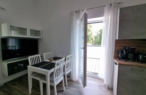 Varel Apartment | "achterwasser" - Moderne Ferienwohnung in Varel