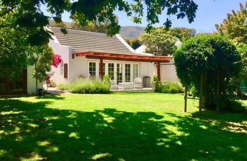 Eastcliff House | Acorn Cottage Hermanus