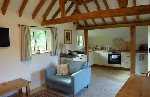 Plaitford House | Acorns - Converted Barn In An Attractive Courtyard On Our Family Stockfarm