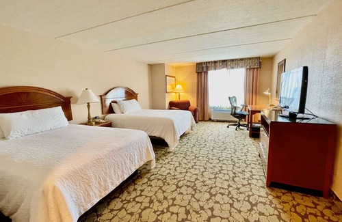 Chinatown Hotel | ACP Hotel Houston Westchase, MOD Collection by Sonesta