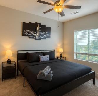 Glen Iris Apartment | Across from UAB Spacious 2BR Retreat 3b