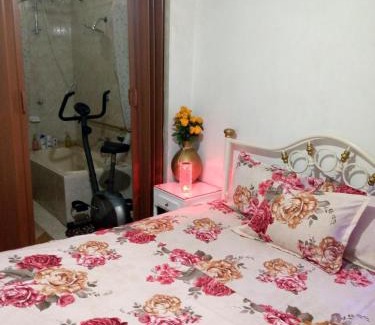 Guayaquil House | Acuarela del Rio H#1 Cerca Terminal Terrestre Habitación privada con baño