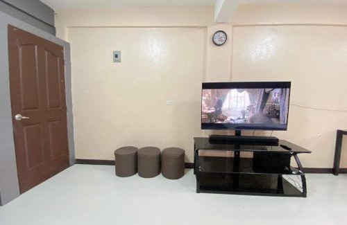 Pandi House | Adam's Hotel Apartment