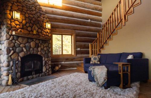 The Dalles House | Adams Rest cabin