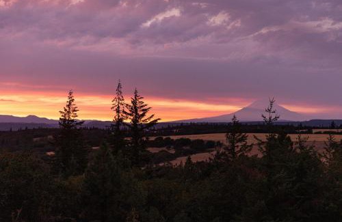 The Dalles House | Adams Rest cabin