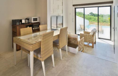 Motobu Villa | ADANRESORT LANA Villa Suite