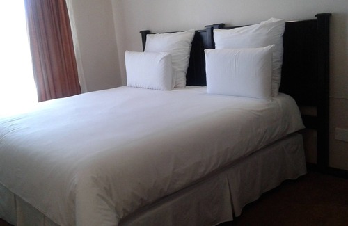Francistown Hotel | Adansonia Hotel