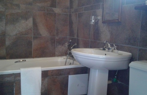 Francistown Hotel | Adansonia Hotel