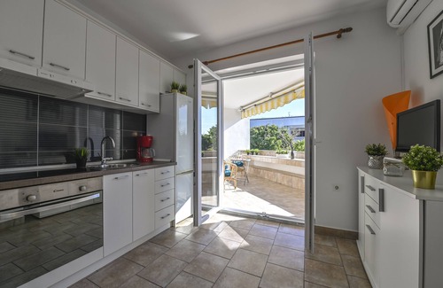 Gajac Apartment | Adela II One-bedroom Apartment with Balcony