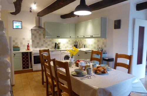 Ploerdut Cottage | Adele cottage – lovely, spacious Breton cottage - shared pool, private garden