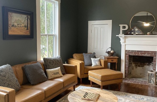 Harmon Bed & Breakfast | Adelines Bed and Breakfast