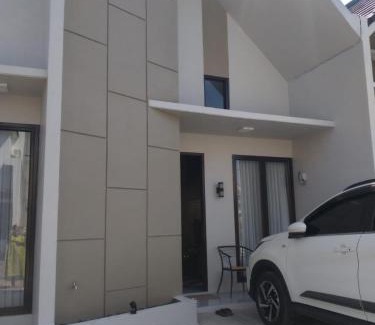 Garut House | Adinda Syariah B 09 Paseban ke 3