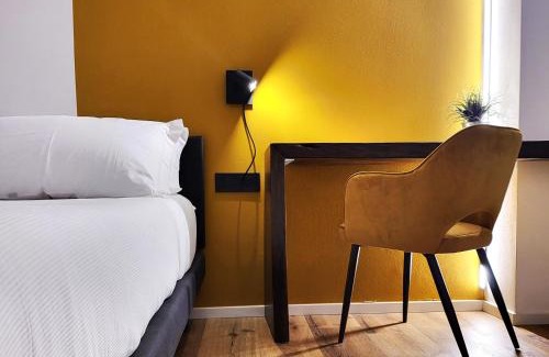 Orzinuovi House | AdisArtur Elegant B&B