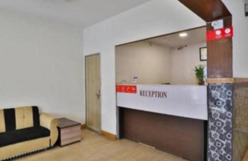 Etmadpur Hotel | Aditya Paradise aka Mountain Home aka AVK Inn