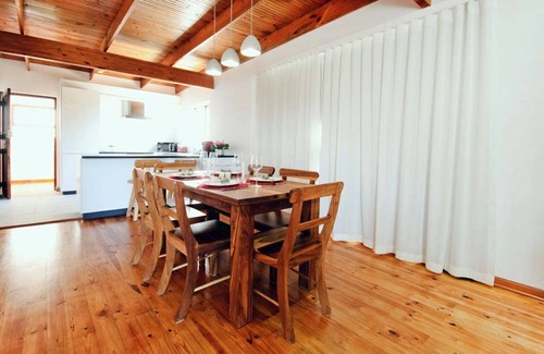 Gordon's Bay House | ADMIRAL'S COTTAGE