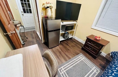 Teaneck Apartment | Adorable 1 bedroom mins away to NYC in Teanecknn