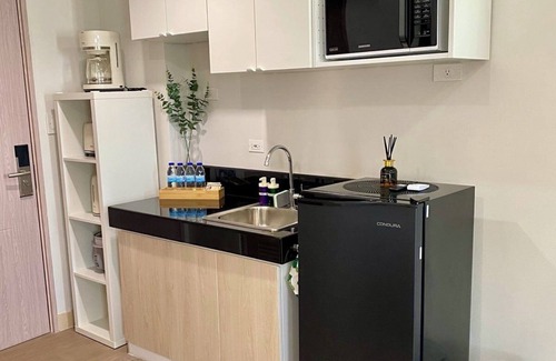 Santa Rosa Condo | Adorable condo with AC in City of Santa Rosa