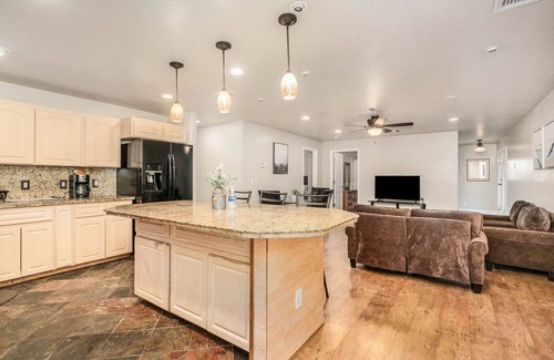 Rockledge House | Adorable Cozy Guest House Near USSSA Complex~ 3 bedroom 2 full baths