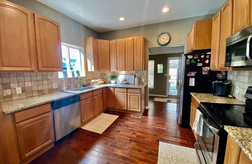 Englewood House | Adorable House in South Denver!