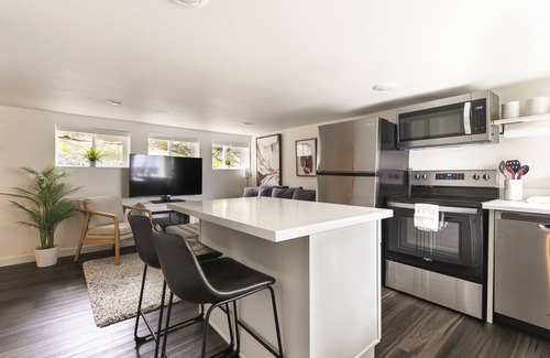 Madrona Apartment | Adorable Madrona 1bd/1bath